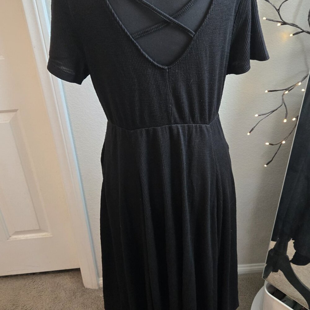 Torrid - Knit Black Dress with pockets - Size 00 (Medium/10) - Well loved - Picture 3 of 4